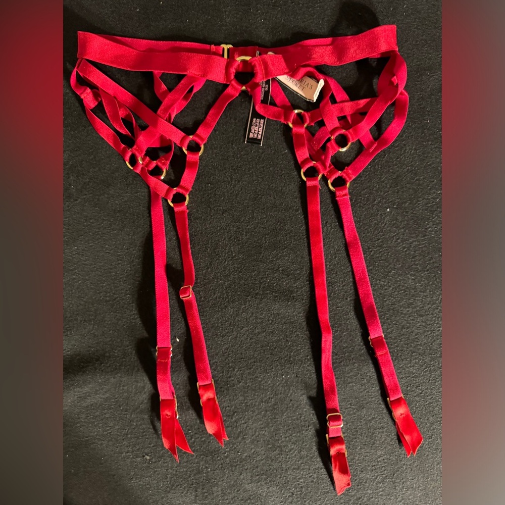 Victoria’s Secret Red XS/S. Very Sexy Lingerie Strappy Garter Belt. With tags.